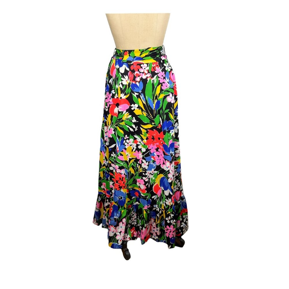 1960s 70s floral maxi peasant skirt with ruffled hem by Century of Boston Size M